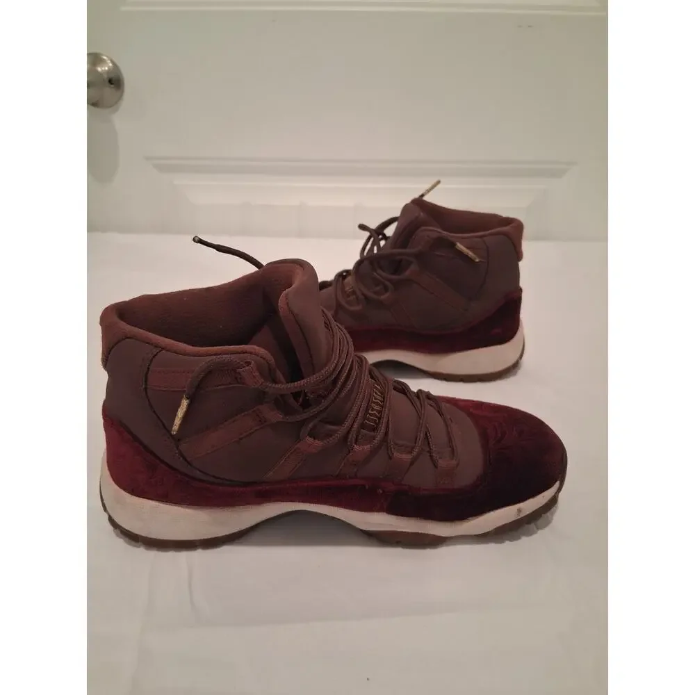 Air Jordan 11 Retro Heiress Night Maroon Velvet 852625-650 Size 5.5Y NO INSOLES